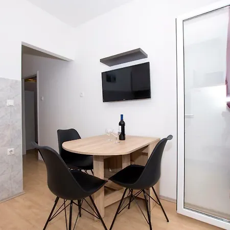 Korino - Free Private Parking - Two Big Appartement *