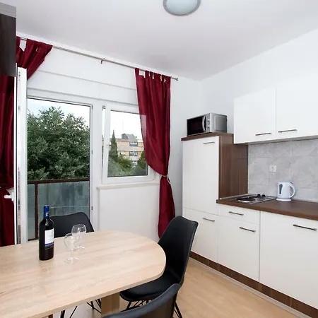 Korino - Free Private Parking - Two Big Split